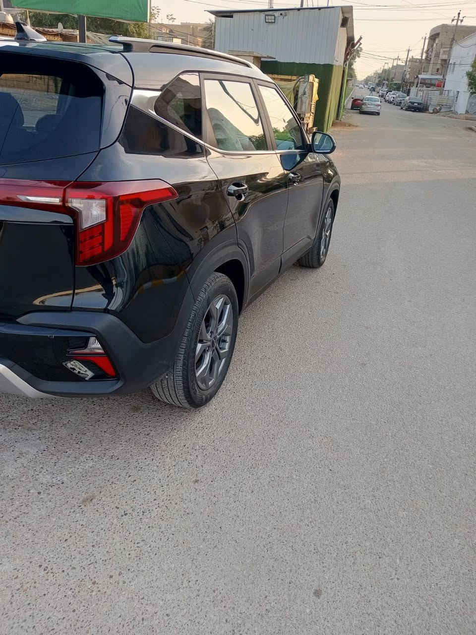 السلام عليكم
كيا سيلتوز ٢٠٢٤ مرقم بغداد فول مواصفات عداً الفتحة
ماشية ٨٠٠٠ييارة جديدة جداً بوضع الوكالة مبدل بيهه فقط بنيد وبدون دواخل عنوان السيارة بغداد الكرخ
***********
