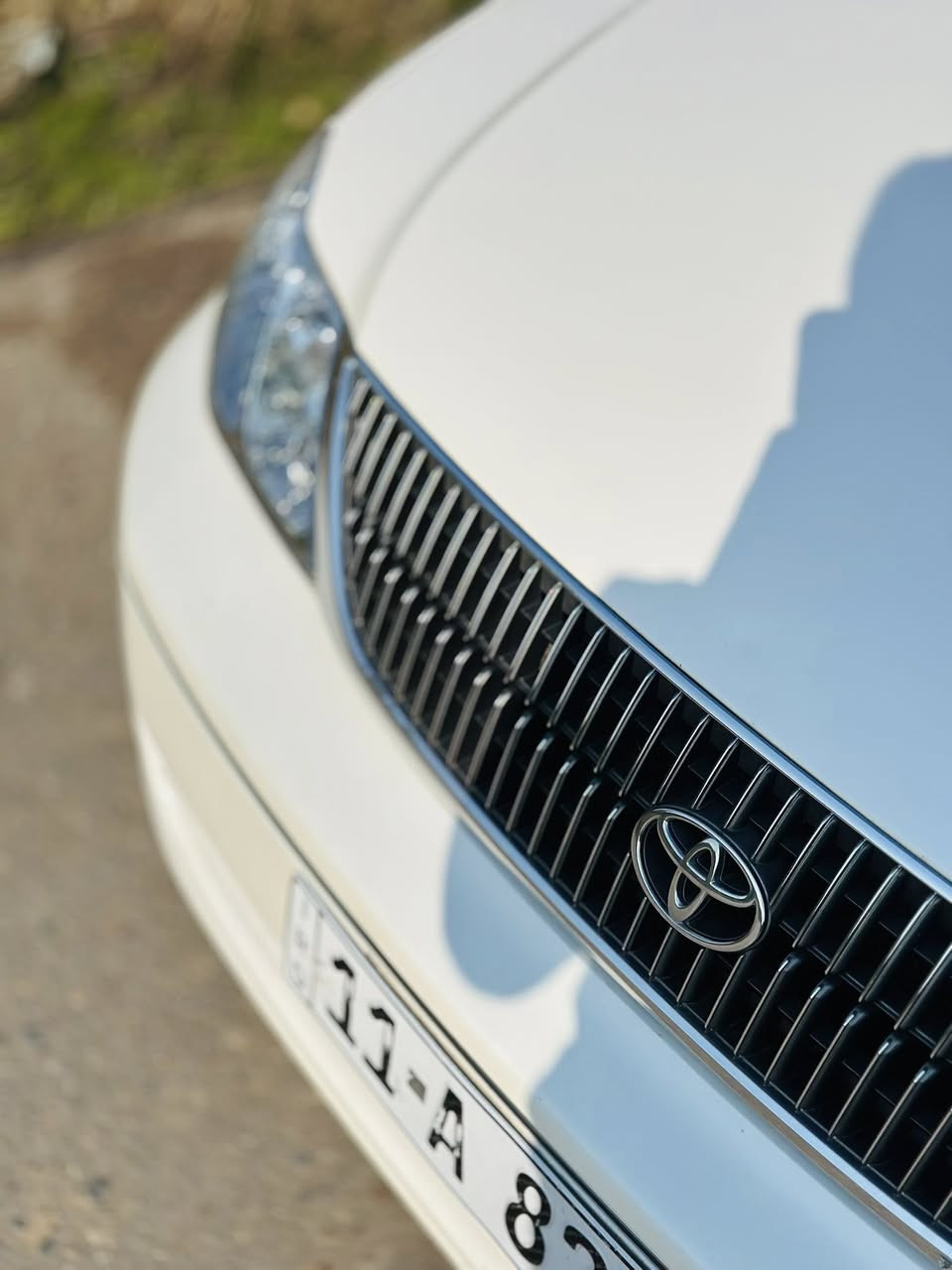 السلام عليكم…
للبيع تويوتا افيلون  موديل 2000 
رقم بغداد دولي. باسمي شرط التحويل 
كير محرك شرط 
صدر تايرات كلو جديد 
سياره جاهزه ما ناقصها برغي 
بيها الجاملغات الوره مرشوشات 
السعر 110 بيها مجال 
للاستفسار ***********
مكان السياره تكريت العلم سمره
