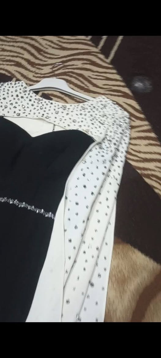 بنات فستان للبيع قطعة راقية  ماعندي ملكانة اعرضو التي تحب تفضل خاص اتشوفو


**إذا كنت صاحب هذا الإعلان وتريد حذفه لأي سبب، رجاءا أرسل رسالة إلى الدعم الفني**