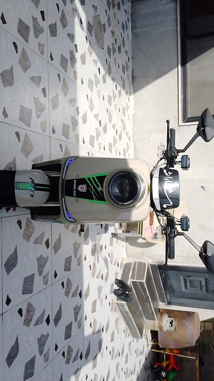 بسكيل شحن للبيع ار 11 جديد استخدام أسبوع بعد بل كرتون 6بطاريات فول موصفتا نظام سرقه تشتغل عن بعد و كارت و سويچ قفل استيران ابسكيل جديد الريد السعر 800 اليريد يتصل واتساب ***********
