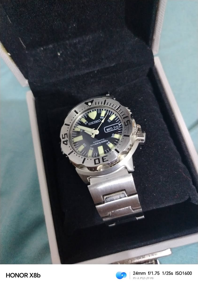 سايكو ياباني الأصلي السعر ٣٥٠ دولار نضافة ١٠٠٪
***********
