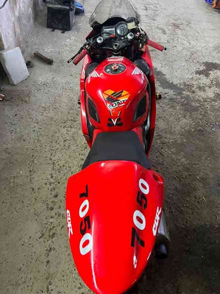 سلام عليكم 
دراجه race اكرر race 

دخول جديد يابان 

اوراقها دخول كامله مطابقه 100٪

دراجه بدون سويج لان مال race 

على وضعها مال دخول 

دبل راديتر 

مروحه بلاد 

كفرات ٣ قطع ألياف 

تاير جلاتين 

شلعه ومعدل يخبل 

عنوان بغداد البياع 

السعر 26 وبي مجال 

 ------------------------

*********** واتساب واتصال 

-------------------------

*********** اتصال بغداد
