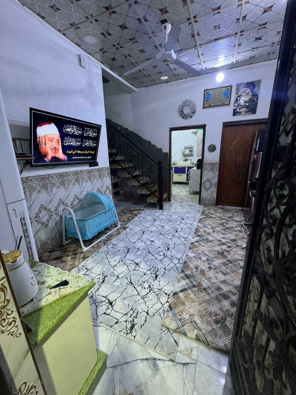 ‼️ بيت خلفي النضحيه حي المالكي

🛑يحتوي غرفه صاله ديوان مطبخ صحيات داخليه خارجيه مناور 2كهرباء مجاري كلا درجه اولا طابق ثاني نص 

🛑رقم العقار ٥٦٤٤٣ مساحه ١٠٠ متر دربونه متره ونص 

🛑السعر  ٧٥ معه المجال للتواصل ***********
