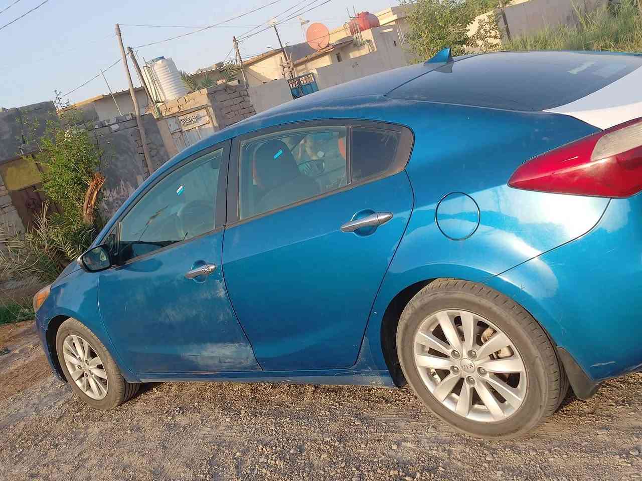 إسلام عليكم سياره كيه فورتي موديل 14
سعر 90 بي مجال قليل مداور ثاني يوم 
مكان السياره ذي قار قضاء الغراف 
لاستفسار  ***********
