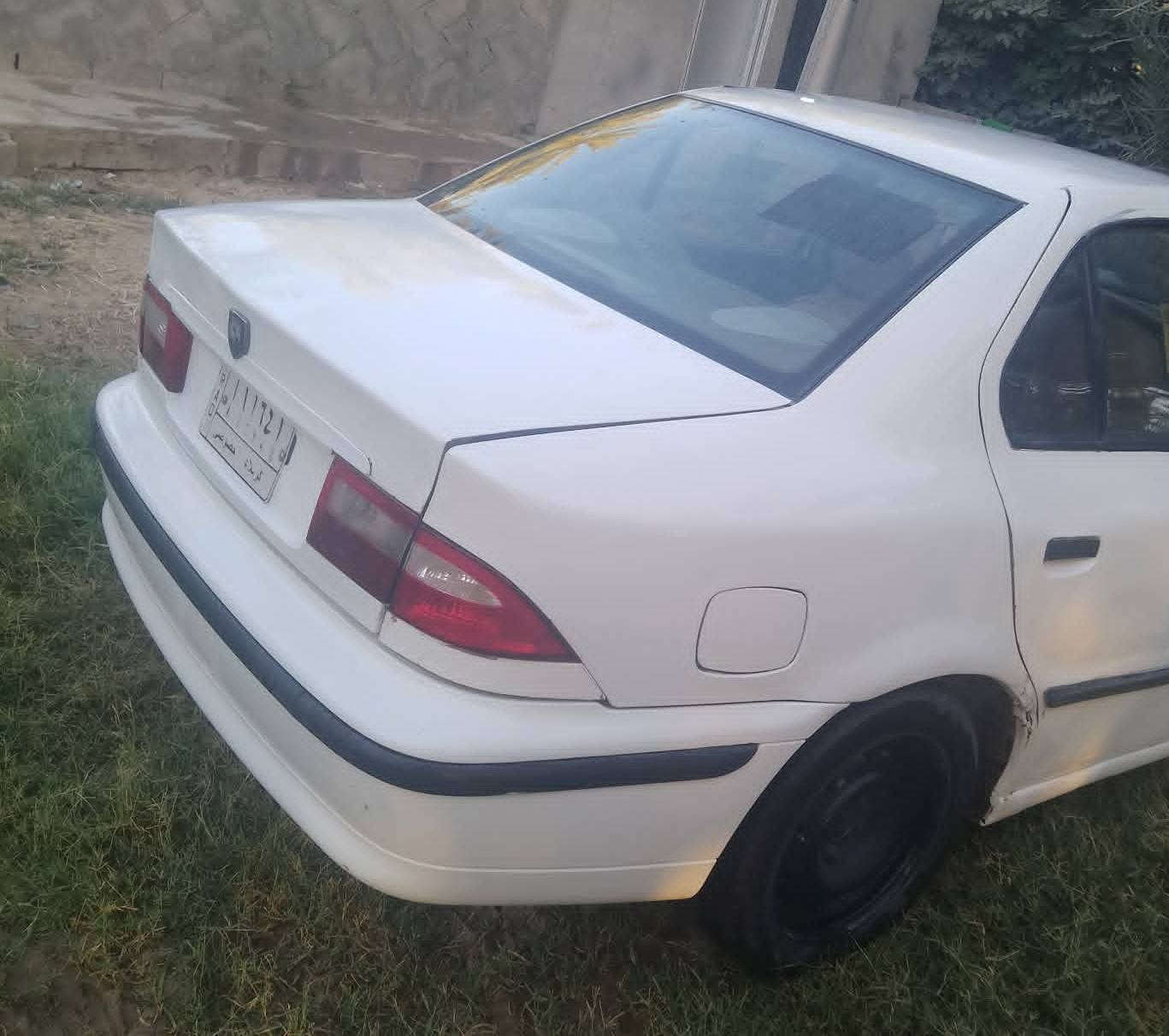 السلام عليكم سمند 2011 لحد يسألني شبيها مابيها كلشي مذكور 
رقم كربلاء 
سنويه ساقطه ب24 
غرامات 150 
حداديه اماميه جديده خلفيه 75
محرك تنقيص قليل وكل السمند ينقص 
كير مكفول 
تخم تاير جديد 
ضربه قويه مابيها بيها معجون قليل  ضربه قويه مابيها وصبغ دوس وهلالات يعني ماابيعك مكفول بيها صبغ 
غرفتها حلوه ونضيفه مفروشة جلد 
تبريد تدفئه شغال 
 مكاني كربلاء -طويريج 
راعيها اواجهك بي تسوي عقد مروري بوجهك 
السعر 32 وبيها مجال والشراي بي خير وادللي
*********** بي واتساب
