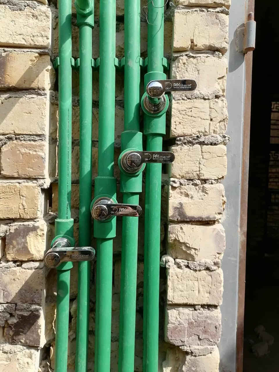 احد أعمالنا في الدوانية ماي مجاري تقطير السبالت منظومه ارظه بواريغاز كهرباء الديوانية  ***********
