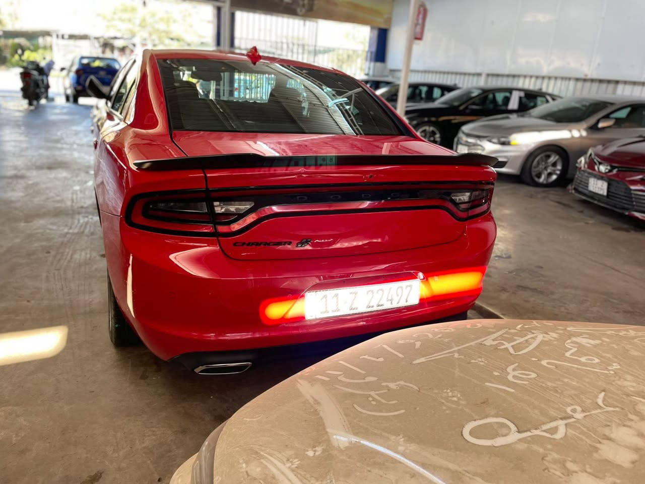 بسم الله اللهم صلي على محمد واله محمد
دوج جارجر ج
‏DODGE CHARGR. 2023
اللون: (احمر )
عداد المسافات٩٠٠٠  مايل قابل لزياده
حادث السيارةجاملغ وباب بصف سايق وجاملغ خلفي باب 
المواصفات:
٦سلندر محرك(٣٦٠٠)
كرسي كهرباء
كراسي سپورت(حضن)
شاشة_امامية_كبيرة_اصلية_لمس_حراري_(11 inch)_الجديدة_كليا
نظام_خرائط_(نظام ملاحة)_navigatio
نظام_مساعدة_بدء_التشغيل_على_المرتفعات
نظام_التحكم_بالاداء
نظام_قياس_قوة_المحرك
‏AUTO_START
نظام_التحكم_بالانطلاق
نظام_اعداد_نمط_القيادة
نظام_اعداد_النمط_الرياضي
نظام_اعداد_النمط_الافتراضي
مراة_هيتر 
كامرة خلفية اصلية
شاشة عرض الاعطال
تشغيل عن بعد
كروس سرعة
فول تحكم استيرن(جهتين امامي+جهتين خلفي)
دبل كير(عادي+أوتوماتيك)
ناقل حركة 8 نمر
نظام_SUPER_TRACK_PAK
نظام_سپورت_SPORT
نظام مانع انزلاق ABS
حساس خلفي
نظام تحكم بمستوى الانارة الداخلي
نظام تحكم بمستوى الضوء الداخلي
لايت عدسة
لد نهاري
بك لايت LED
ويل_20_ 
مدخل
‏CARPLAY  
‏المكان بغداد 
السعر 240 وبيهه  مجال بصيط
عنوان بغداد الاعظمية 
اتصال ***********
