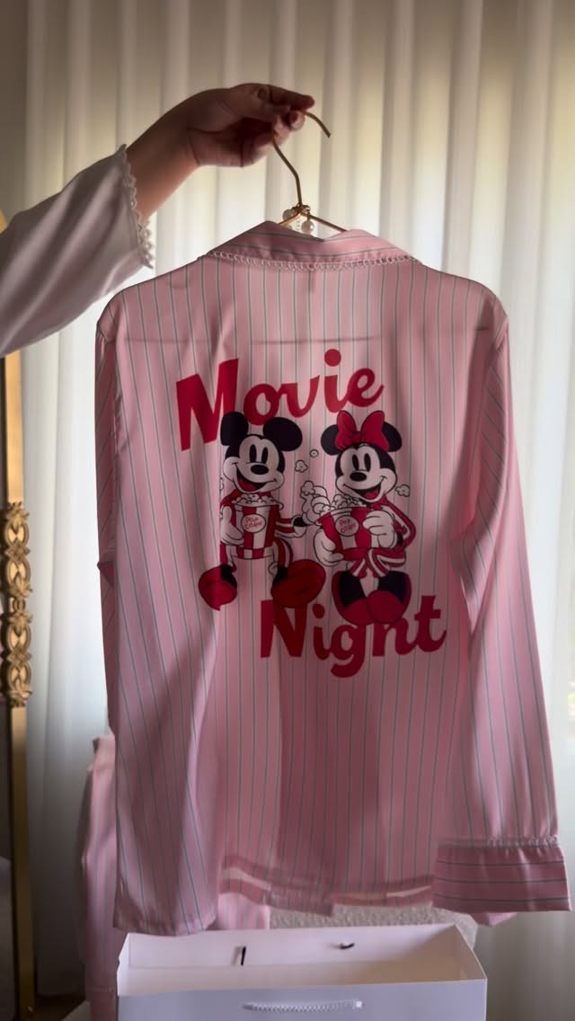 بجامه حرير ناعم
السعر/٣٥
القياسات/m. L. xl


**إذا كنت صاحب هذا الإعلان وتريد حذفه لأي سبب، رجاءا أرسل رسالة إلى الدعم الفني**