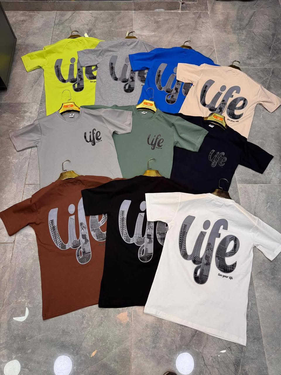 سلام عليكم  إخوآن 
 ليوم عرض تحطيم الاسعار
على بركه الله رجعلنالكم 
بدي  رجالي خامه قطنية ٢ خيط خامه ثقيله 
جميع الالوان  والموديلات متوفره الاحجام
M /L/XL/2xx/3xL

ناحيه هبهب 
الناحيه قرب مجمع الأمين وسوبر ماركت زيدون مجاور عباس الحلاق 
مراسلة صفحة او عبر واتساب ***********
