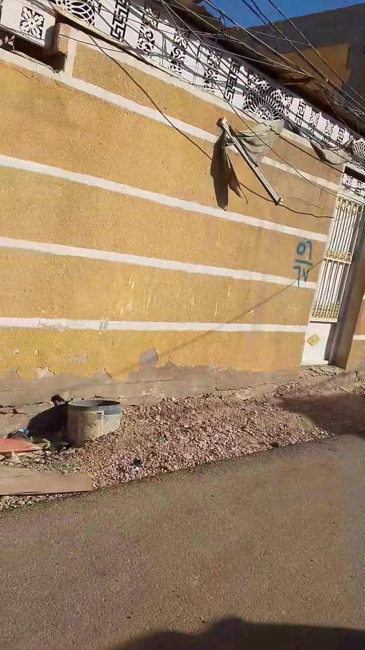بيت 140بل حمديه يم السوك ثاني التصوير قديم هسه تبليط ومي ومجاري ثاني بيت عالشارع ***********
