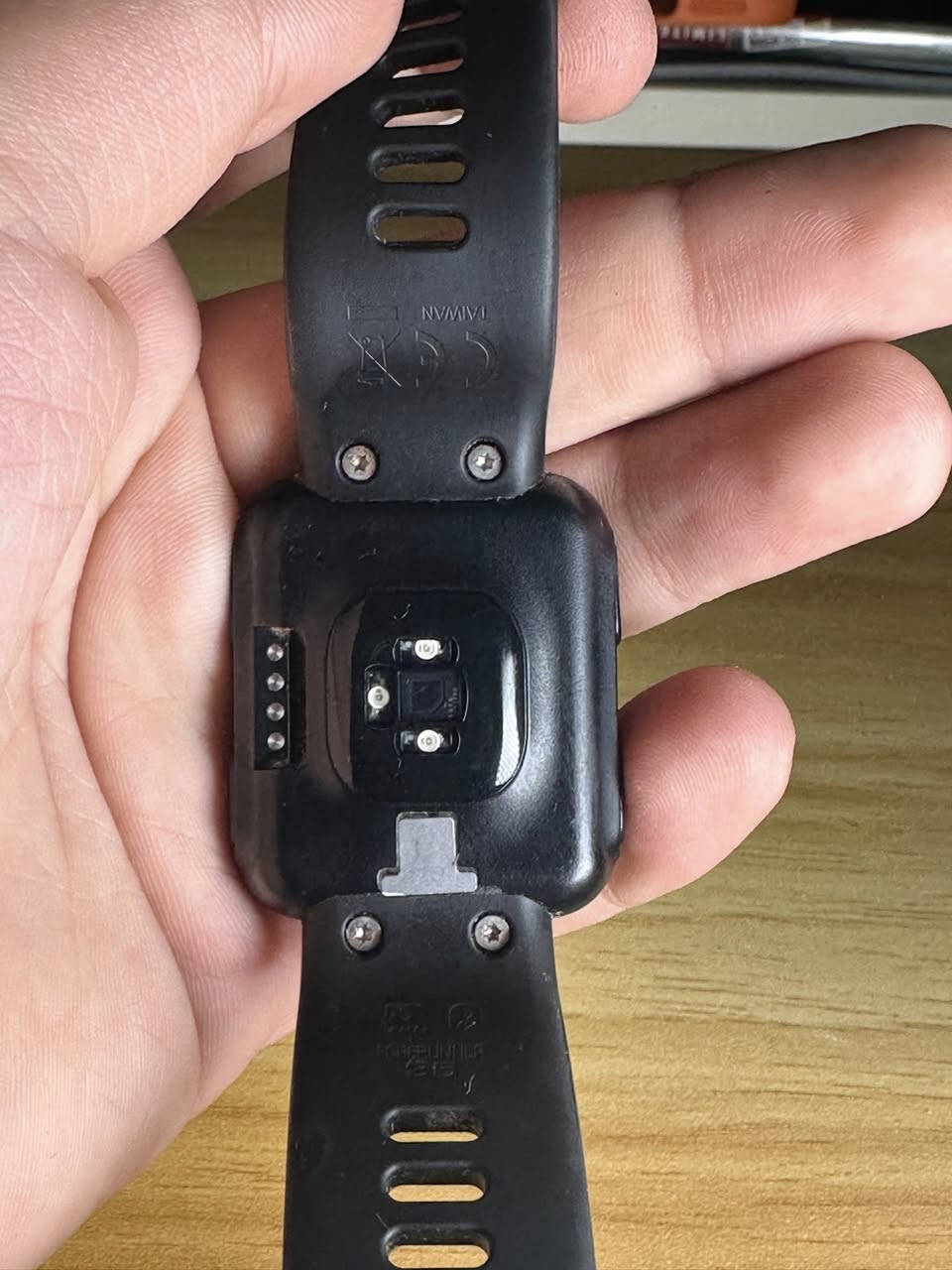 ساعه كارمن forerunner 35

الساعه مواصفاته حلوه و معروفه 

بطاريه قويه + gbs + حساب السعرات والأنشطة الرياضيه 

الساعه بحاله جديده و نظيفه وياها شاحن 

باقي الاستفسارات خاص 

متوفر توصيل كل العراق 5 

السعر 120 الف بيها مجال للشراي 🩵


**إذا كنت صاحب هذا الإعلان وتريد حذفه لأي سبب، رجاءا أرسل رسالة إلى الدعم الفني**