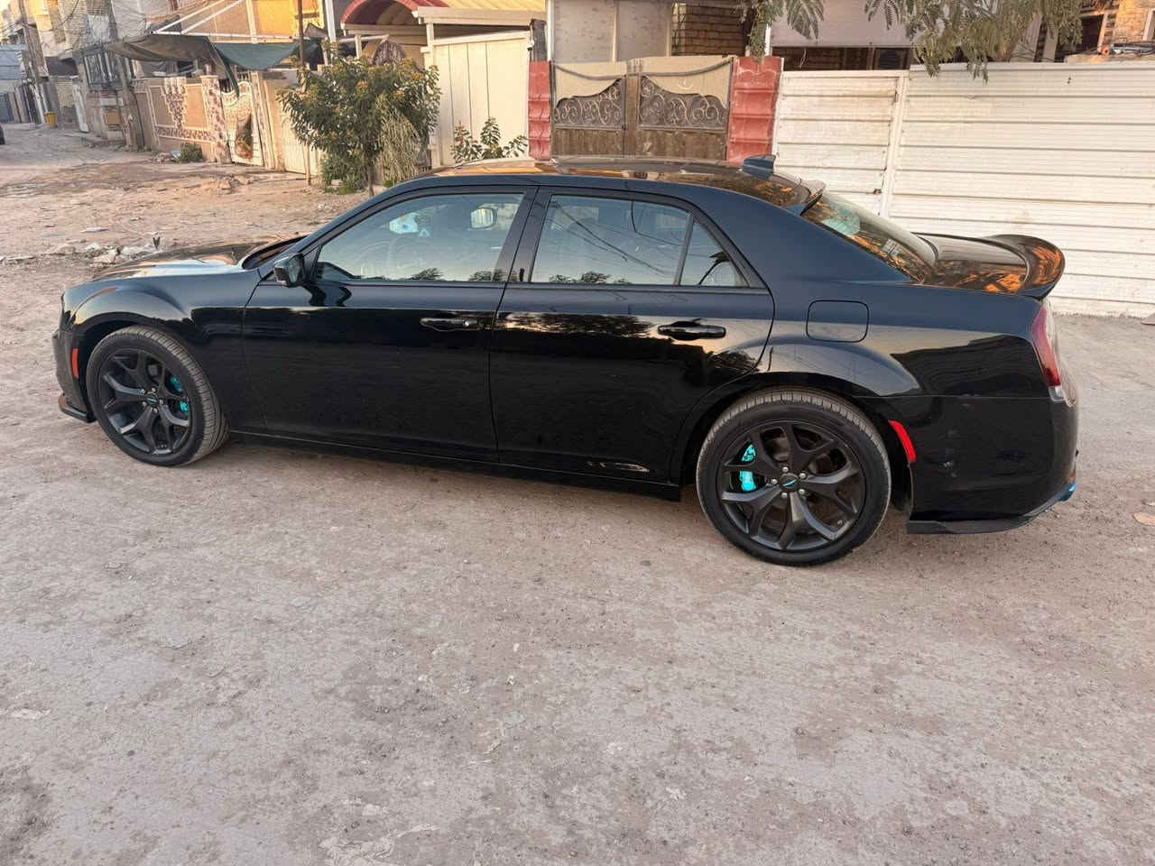 السلام عليكم
اوباما موديل 2022 اصل
مغلفه ppf ضمان 10 سنين 
رقم بغداد الجديد سنويه مساقطه
تو ويل
مواصفات ال s
بانوراما 
تشغيل عن بعد 
شفتات استيرن 
نظام سبورت 
كشنات جلد  كهرباء  تدفئه 
حساسات 
مثبت سرعة 
كامرا خلفية 
مري جانبي هيتر حساسات
حادثهه بارد فقط بدون صبغ جاملغ خلفي موضح بالصور 
ماشيه 63 الف ميل
مكان السياره بغداد الدوره
السعر 325 
***********
