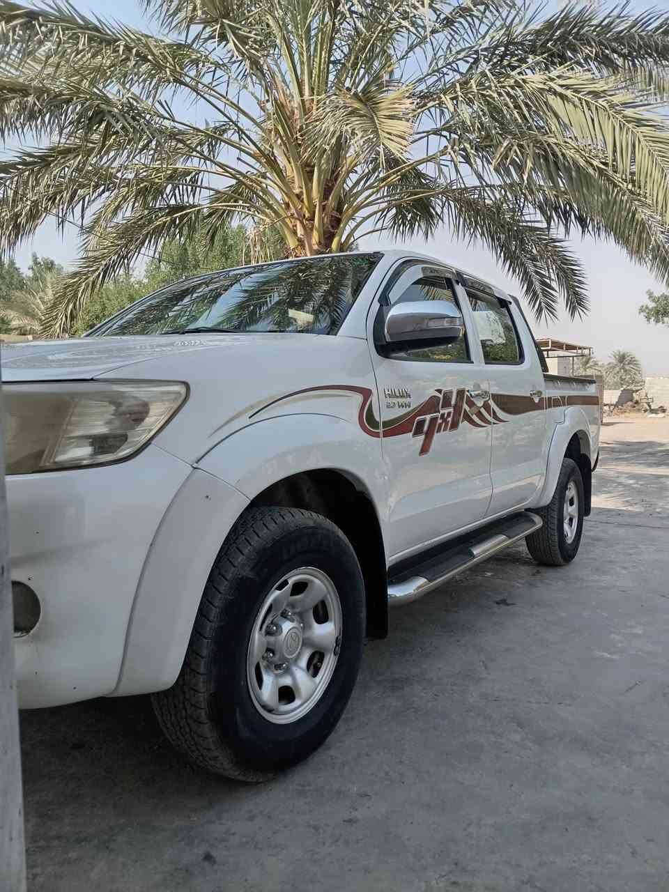 السلام عليكم سياره فور ويل موديل ٢٠١٣ رقم أربيل مكفوله كفاله عامه محرك مامفتوح المكان واسط العزيزية السعر ٢٠٥ ورقه وبيها مجال الاتصال على الرقم ***********
