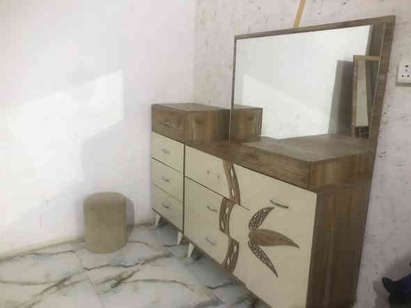 السلام عليكم …….

غرفه تركيه أول شده الها يعني الغرفه جديده بيها ضرر بس بل صونيا وممتأثره ابد الغرفه كدامك بلصوره كلش حلوه بلواقع احلى نشره بيها يعني اضائه بل صونيا بيها كلش حلوه 
للبيع او المراوس سعرها 550وبيها مجال حق الجيه مكاني دلي عباس 
للاتصال او الاستفسار 
***********
