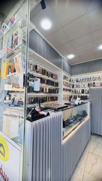 محل للبيع • برطلة داخل سوق • جاهز