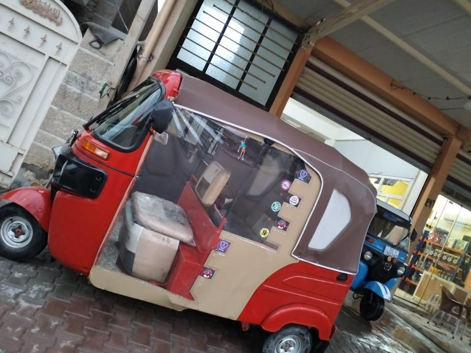 تكتك 22موديل كفالة الكشر تخم تاير مكينة مفتوح اكون صريح وياكوم بس التكتك احلة من الصور بسمنة نكليزي السعر 9بيهةًمجال***********
