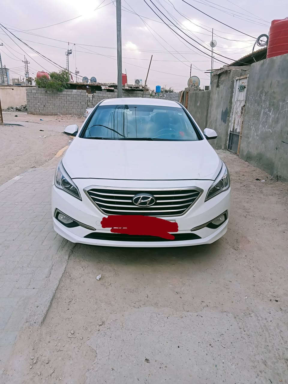 سلام عليكم سياره البيع سوناتا موديل 2017 منضومه غاز اصل ادوات العنوان بصره السعر 63وبيه مجال للاستفسار الاتصال على الرقم التالي ***********
