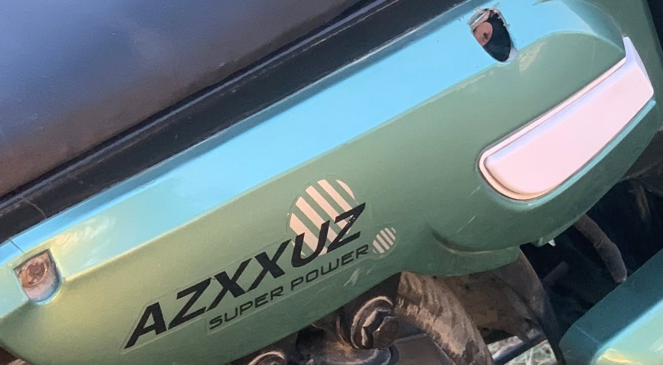 سلام عليكم دراجه شحن حلوه مكفوله منكلشي                                                   مكانه بطراف بغداد  سعره 250 وبيه مجال لحب يتضل على  هاذه رقمي  ***********
