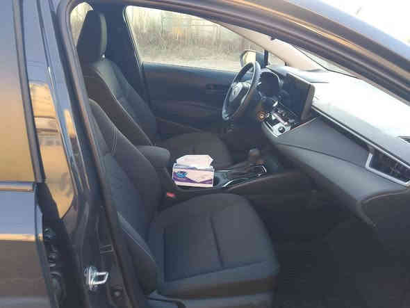 كورله هاييرد موديل ٢٠٢٤وارد امريكي صنع ياباني سياره بسمي حادثه جاملغ الخلفي فقط العنوان بغداد الشعب السعر١٧٥ وبيه مجال ماشيه ١٣ رقم ***********
