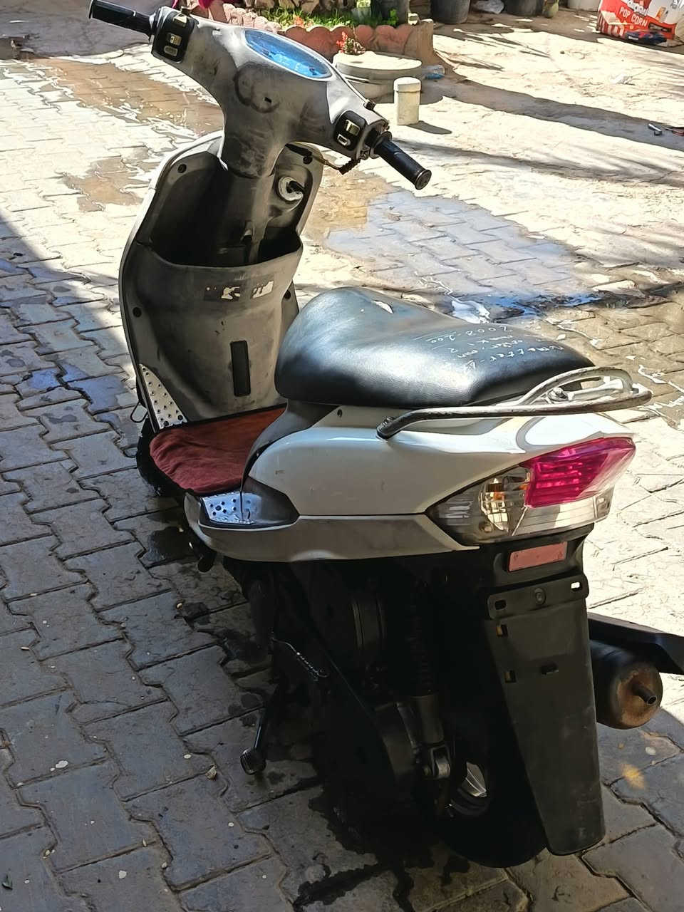 سلام عليكم ماكس منغولي للبيع دراجه خير من الله
كله مختم واصلي كلشي ممبدل بيهه كله بلاد سعره 550 وبيه مجالي للشراي مكاني بغداد مدينة الصدر 
رقم *********** متواجد واتساب وخاص
