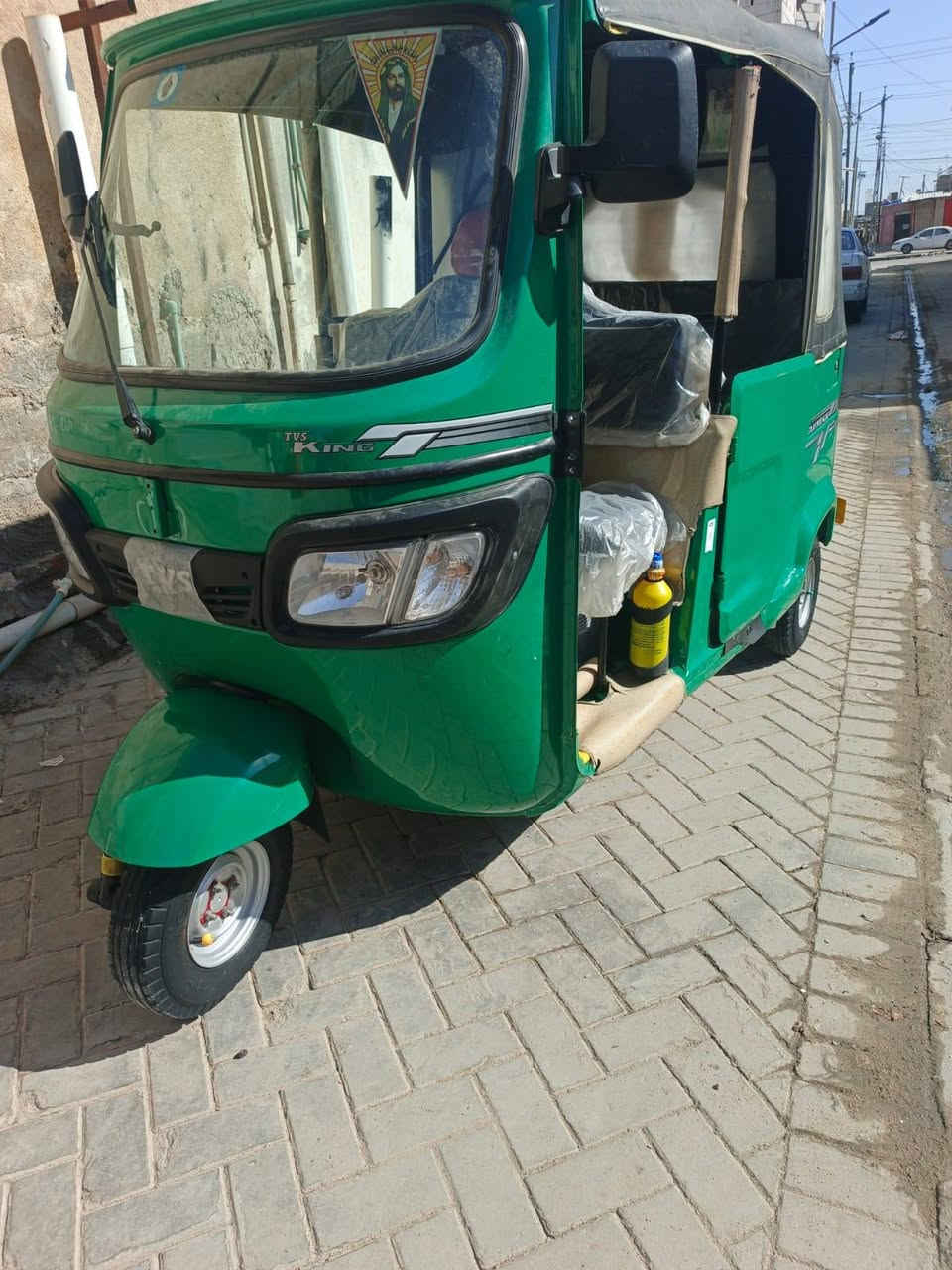 سلام عليكم تكتك  للبيع 2023بصمه كفاله عامه السعر 10 مليون اوبيها مجال حك الجيه رقم الهاتف ***********
