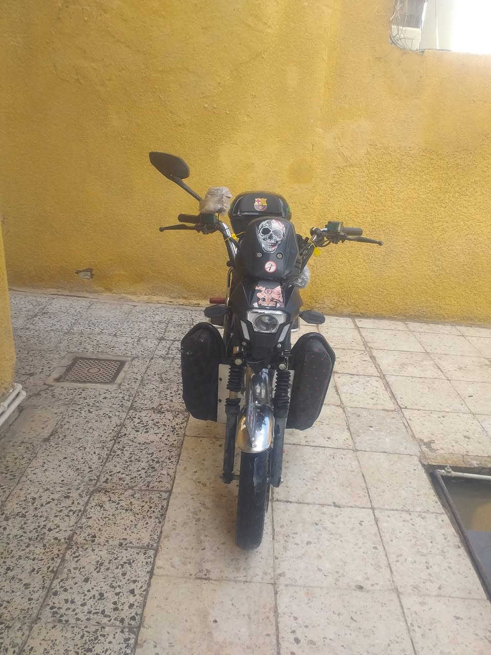 السلام عليكم دراجه شحن للبيع ٦ بطاريات على الفحص  موديل ٢٠٢٤  المكان فلوجه السعر ٥٥٠ بي مجال الرقم الهاتف *********** بي وتساب
