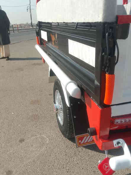 سلام عليكم موديل 2024 نضافه 100/100 جاهزه لشغل ماعايزه اي شي جديده سعر 1900مكاني بغداد تقاطع درويش *********** واساب بي او تصال
