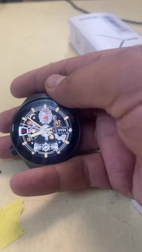 ساعة ذكية • ماركة بيه • ٢٠٠ ثيم