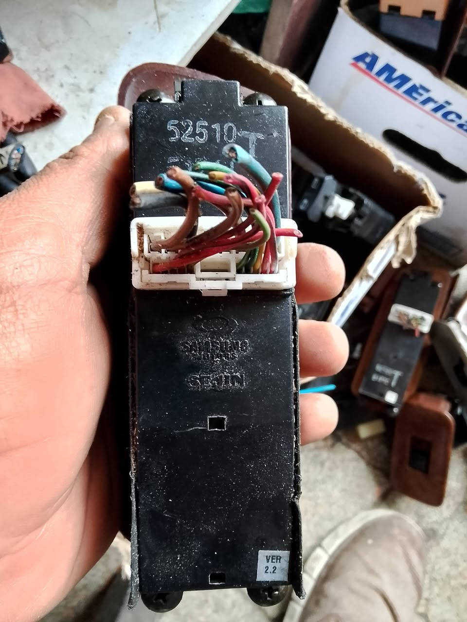 السلام عليكم 
توفر يدات لايت وماسحة كونترول تحكم جام وحساس دعاميه 
اخواني الاعزاء ما عندي أدوات احتياطيه بس الي ناشر صورتة موجود


**إذا كنت صاحب هذا الإعلان وتريد حذفه لأي سبب، رجاءا أرسل رسالة إلى الدعم الفني**