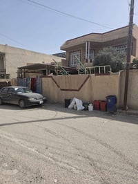 الزهور خلف غصن الزيتون • ٣٠٠م • ٤ غرف