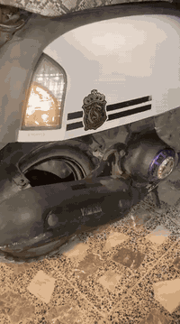 ماكس بوليس للبيع
كله بلادي مببدل شي علا وضع الحاويه+ما مفتوحه
السعر 800وبيها مجال حك الجيه 
***********
