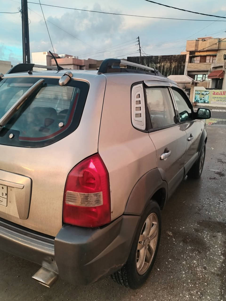 سلام عليكم.. توكسان ٢٠٠٩ مشروع وطني نينوى سياره جاهزه عنوان كركوك *********** سعرها ١٠٥ ضرر جاملغ خلفي بجم كبس ٥قطع كلير
