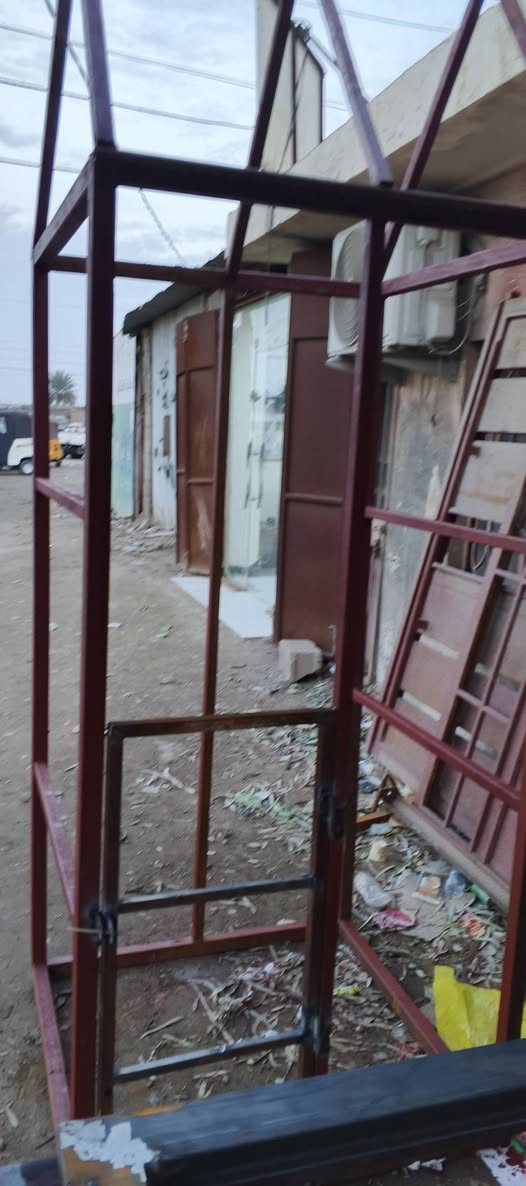 سلام عليكم جميعا قفص بلابل للبيع سعر 75الف بي مجال هاذ رقمي ***********
