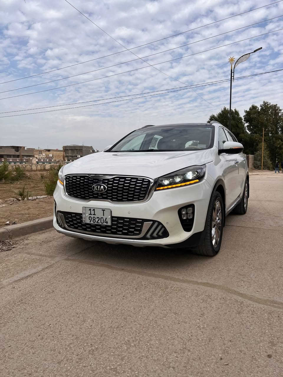 سلام عليكم سورنتو لبيع
فول موصفات موديل 2020
كامله مكمله 
كشنات جلد كهربائي 
تدفئه تبريد بل كشن 
باقي الموصفات معروفه فول الفول 
ماشيه 79
مكان سياره الديوانيه 
رقم  الهاتف ***********
