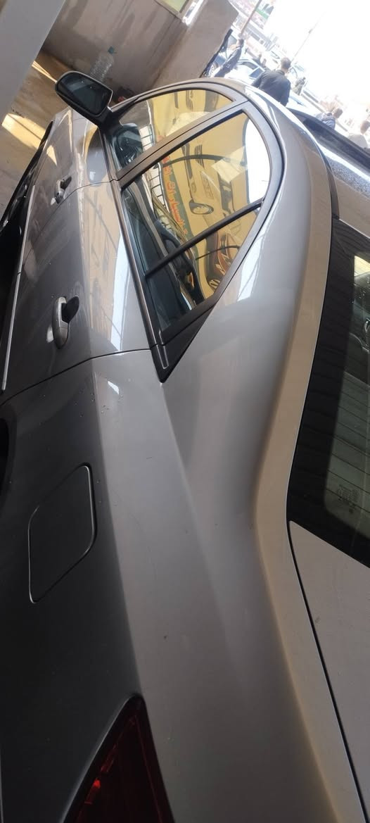 سوناتا 2008 محرك 24 ما مفتوح بشرط  
السيارة جديدة بكل معنى الكلمة ماشية 160 حقيقي بيهة بس شبر بداية الجاملغ النفر الامامي صبغ بلا دواخل
ارقام جديد سنوية 2031 كوبون ما مسجلة 
سيارة كلشي بيهة ع وضع الشركة بلادية تبريد تدفأة محرك كير كهربائيات كله شرط 
مكانهة موصل برطلة 
ينفع مراوس حسب القناعة 
***********
*********** موصل, نينوى
