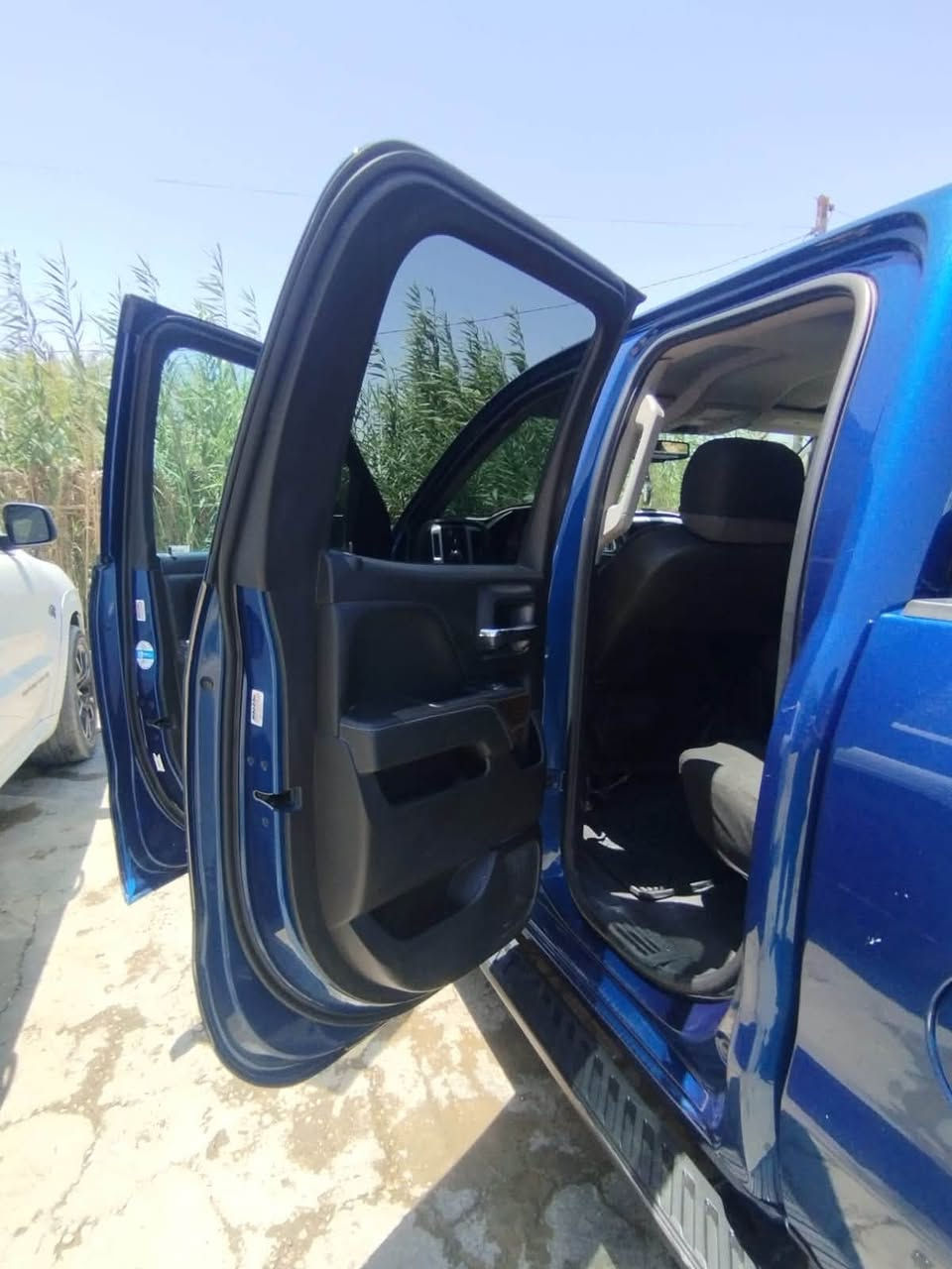 السلام عليكم ****

*🚘 للبيع فقط | GMC Sierra 2018*

*🔧 حالة السيارة:*
- الحادث: چاملغ ايمن +جاملغ الايسر + بنيد فقط
- الدواخل: نظيفة 100% بدون أي ضرر، البرانكيتات سليمة
- مكينة والكير والحدادية: شرط خير من الله
- السيارة جاهزة ومابيها نقص
-رقم سيارة *ذي قار 

*💵 السعر:* 180 ورقة وبيها مجال بسيط
*📍 المكان:* ذي قار - سوق الشيوخ

*للاستفسار: [***********]*
