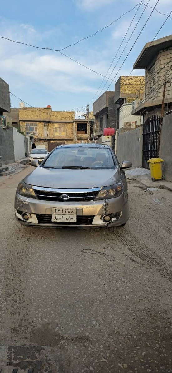 رينو سافران ٢٠١٢ للبيع
سنويه منتهيه و المالك موجود و السيارة تحتاج الى ترتيبات 
السعر ٦٠ ورقه و بي مجال
للتواصل ***********
