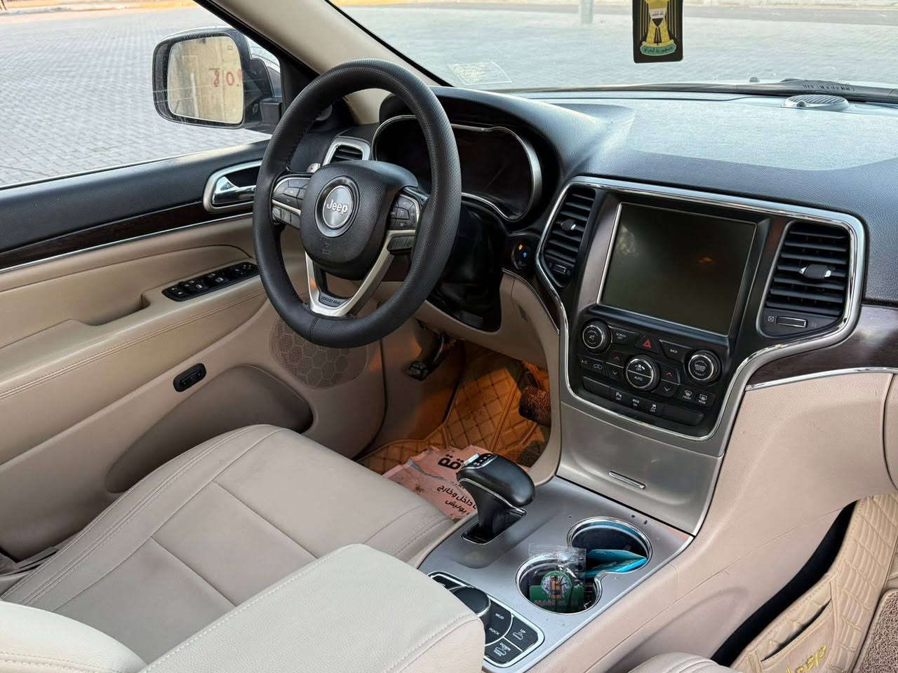 جيب خليجي  2014 لمتتد بلاص  معروفه مواصفاتها السياره فول الاخير حته جكات و جديدة جدآ ونضيفه جاهزه من كل شي 
السعر 239 مجال بصيط مكان السيارة  بغداد حي الجهاد دور الموضفين
الاستفسار اكثر اتصل***********

اربع أصابع صبغ بجاملغ اثر رصعه بغداد, العراق
