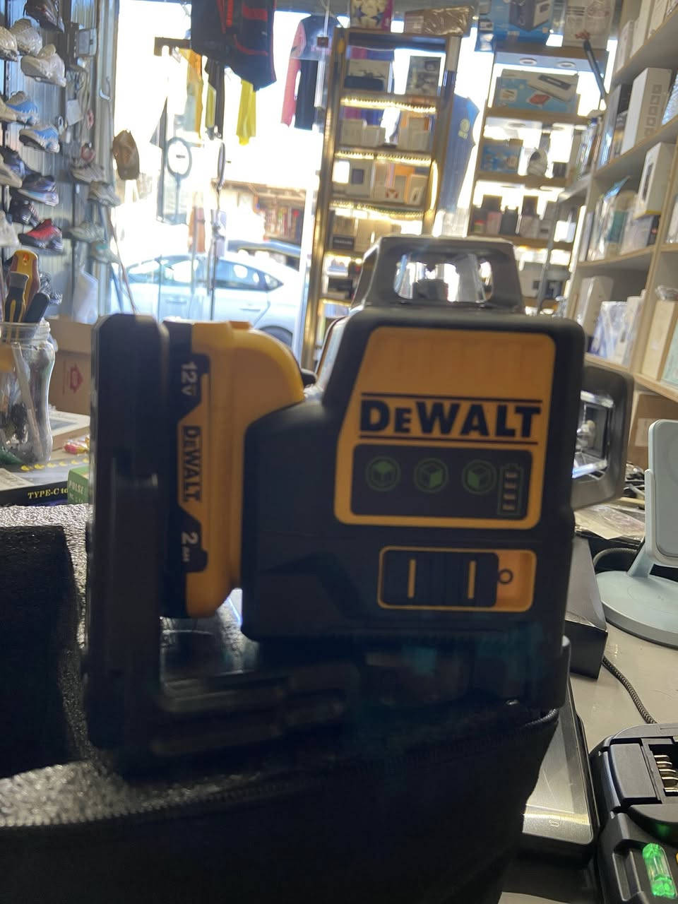 كبان ليزري دي ولت اصلي البطارية متشتغل


**إذا كنت صاحب هذا الإعلان وتريد حذفه لأي سبب، رجاءا أرسل رسالة إلى الدعم الفني**