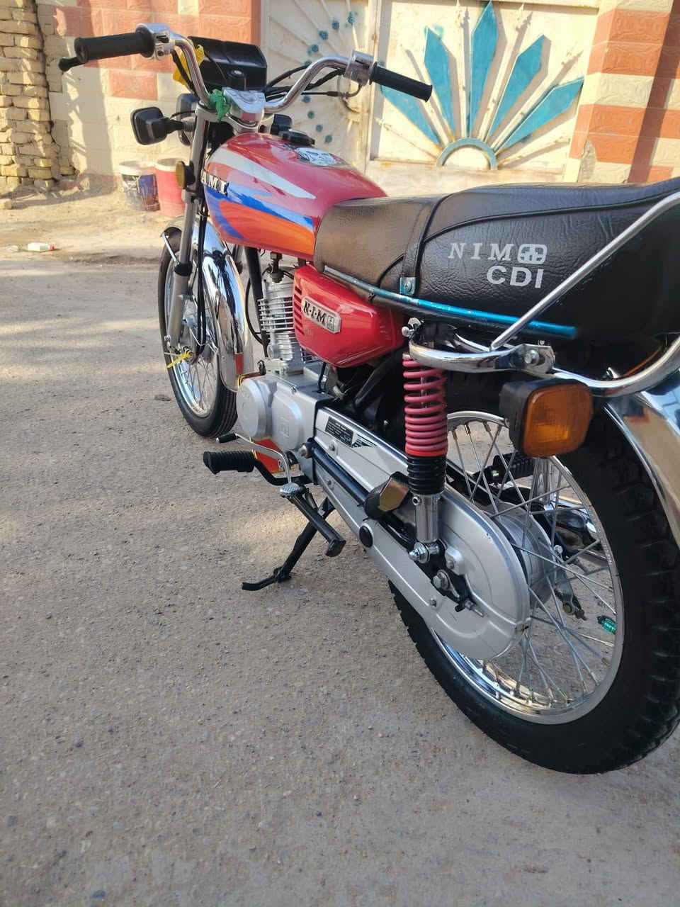 سلام عليكم شباب دراجه البيع بس وصل دراجه شوفت عينك جديده وحله من صوره مكفوله من طول الطول هاذ رقمي *********** والمو شراي لأ يجي ويتعبني سعره ٧٠٠ قفل قفل 🔐
