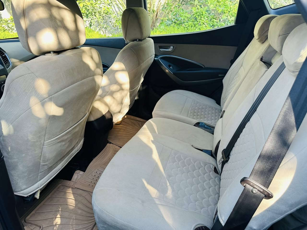 سنتافي خليجي موديل 2016 مكفولة كفالة عامة ستة سلندر بصمة فتحة شاشة حساس خلفي *********** رقم ديالى.
