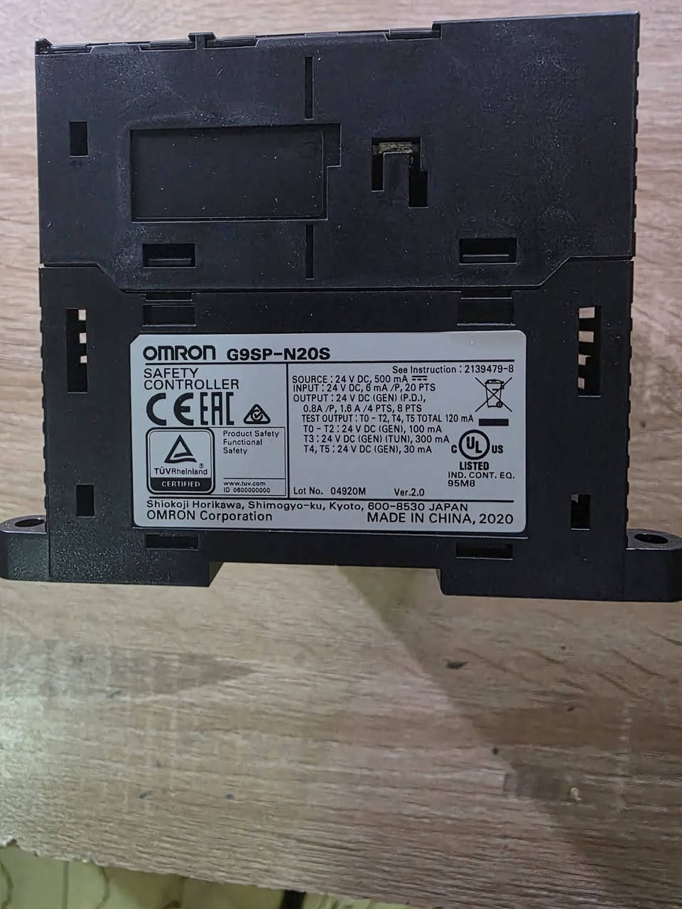 وحدة تحكم في السلامة من نوع Omron G9SP-N20S.يعمل بجهد 24 فولت تيار مستمر ويتميز بـ 20 مدخلاً و 8 مخارج SSR.تُستخدم هذه الوحدة في تطبيقات الأتمتة الصناعية والتحكم في سلامة الماكينات
وحدة تحكم في السلامة من نوع Omron G9SP-N20S.يعمل بجهد 24 فولت تيار مستمر ويتميز بـ 20 مدخلاً و 8 مخارج SSR.تُستخدم هذه الوحدة في تطبيقات الأتمتة الصناعية والتحكم في سلامة الماكينات
انطوني سعر التواصل ع الرقم ***********
