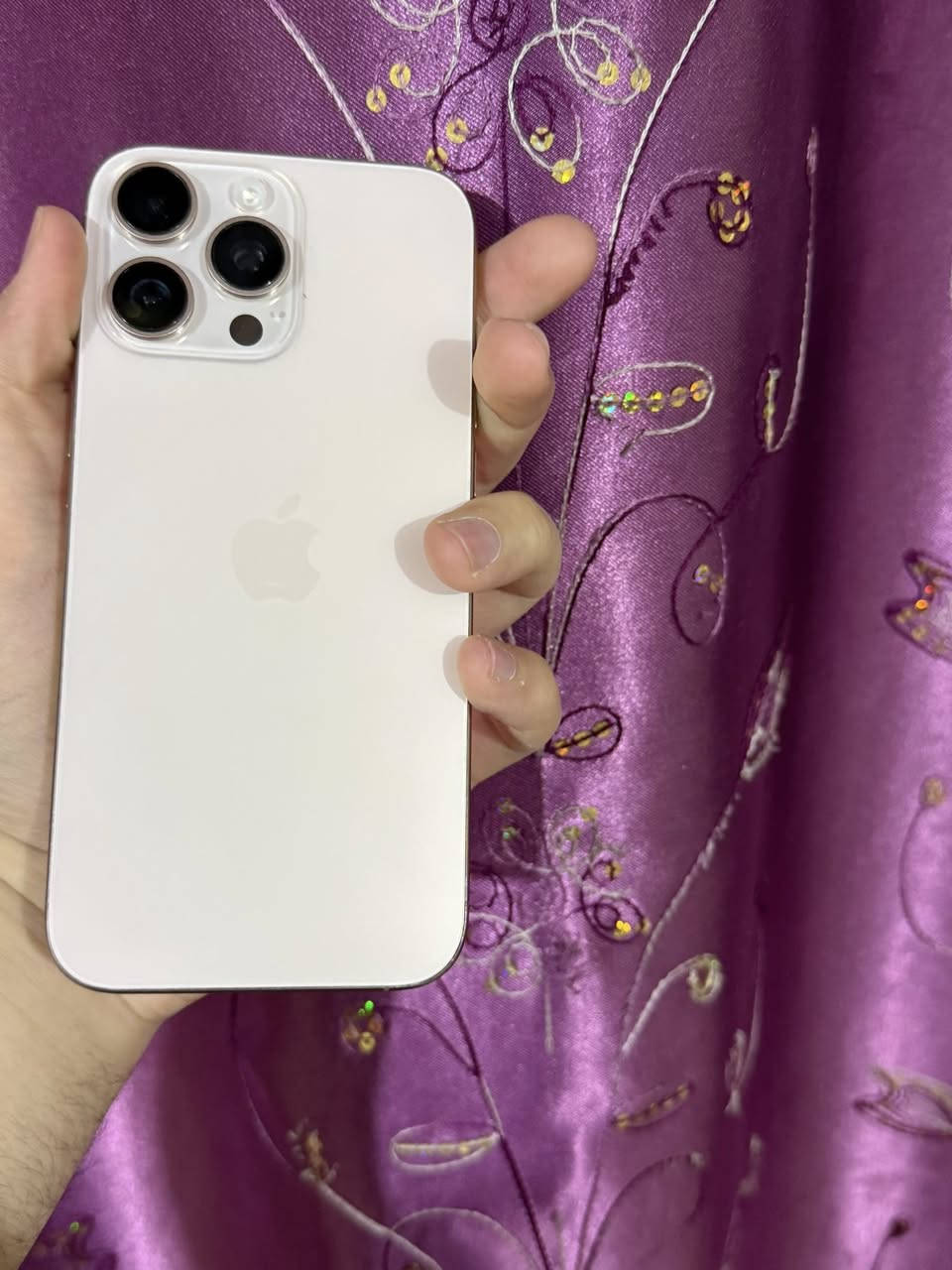 السلام عليكم
ايفون 16 برو ماكس
ذاكرة ٢٥٦
بطارية ٩٢ الجهاز ماستر بدون ملحقات
نضافة 100% لا مفتوح ولا مصلح بعده تحت الضمان 
السعر مليون و 200 قفل 
مكاني بغداد
***********
