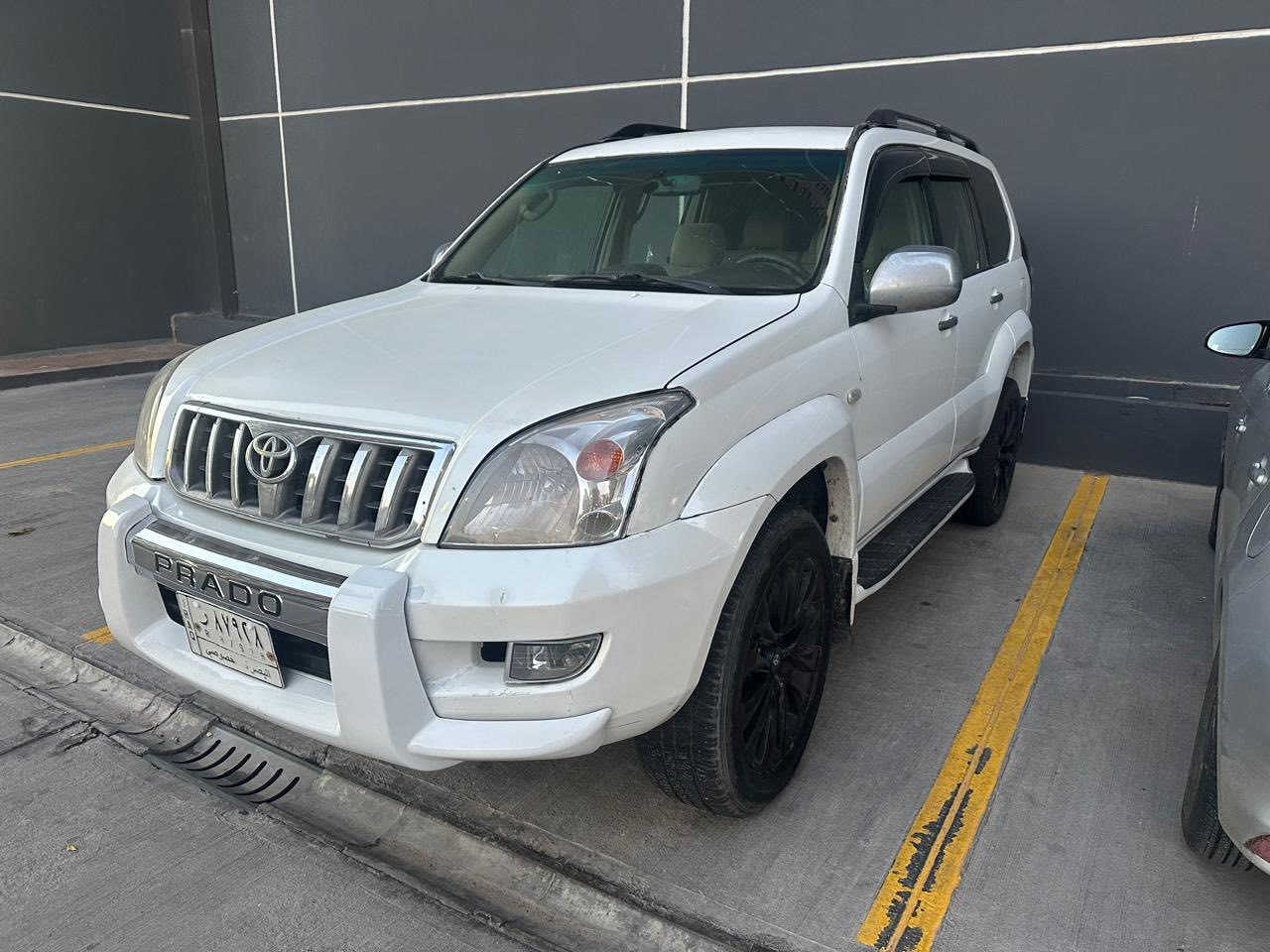 السلام عليكم
للبيع برادو فول مواصفات 
مكينه 6 سلندر 
كير مكينه اكسل حداديه كله جديد 
رقم بصره تحويل مباشر 
تخم تاير سياره جاهز للأخير بيه صبغ 
اثر مكان خطه سياره كفاله من اي ضربه
السعر 128ورقه
شرط للاستفسار ***********
