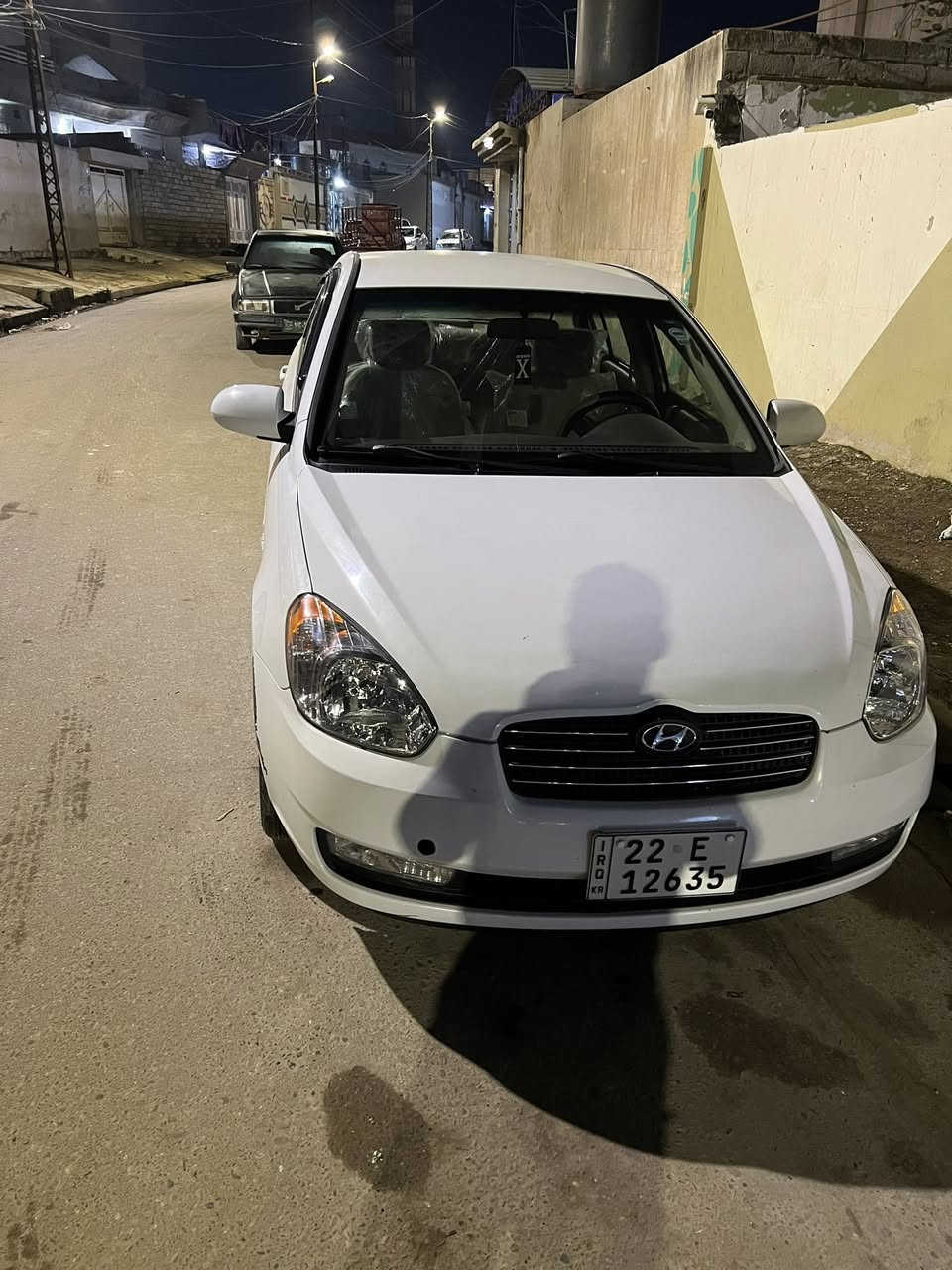 السلام عليكم للبيع اكسنت دبدوب 2009مكينه ١٦ضررها مبدل بوند بس السعر100ورقة مكان السيارة الأيمن الشراي يتصل على هذا الرقم ***********
