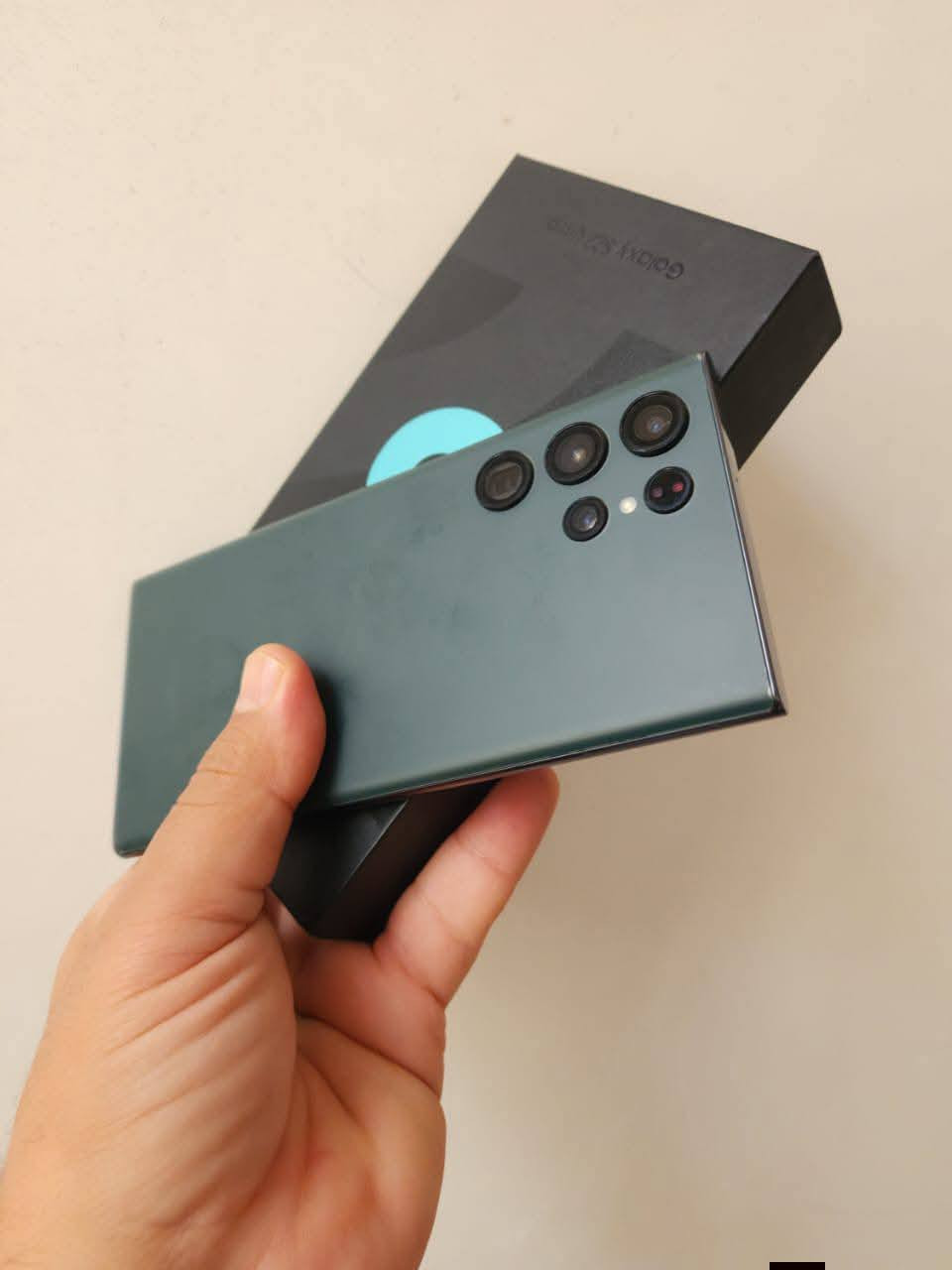 سامسونج  S 22  الترا  زيتوني 

دبل شريحه اوربي 

مكفول من فتح وصيانه

اذكره 512

رام 12+12 =24 

للبيع فقط 

مكاني بابل 

توصيل ماكو 

سعره 570 

اتصال فقط ما موجود على نت 

***********
