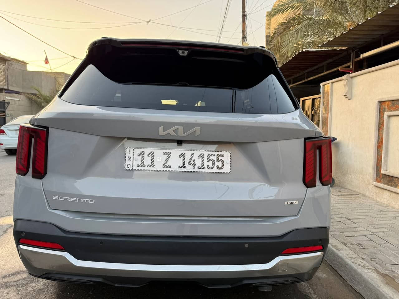 سورنتو  2024 x line
رقم بغداد دولي ماشيه(5000) 
وارد امريكي صور الحادث بل نشر 
فول مواصفات 1/1 قماره كنتارا بنوراما/ 7 راكب
محرك 2500 تيربو 🚀🚀
 
تحكم فور ويل اداريف + 4 انظمه قياده 
بصمه + تشغيل عن بعد 
شاشه كبيره متصله 
تبريد لمس + تبريد قطعتين منفصل 
تحكمات استيرن + شفتات أستيرن
دواخل بيانو بلاك + صاج + اتويتر
سستم سماعات BOSE+ دمام صندوك 
كامره 360 درجه + تحديد مسار 
رادار + نقطه عمياء+ نظام تتبع + قياده ذاتيه
توقف ذاتي عند الاقتراب + مانع تصادم 
كشنات جلد كهرباء + خزن ميموري 
كشنات تدفئه + تبريد + كشنات منفصل 
كشنات  خلفيه كهرباء + بردات جانبيه 
مداخل شحن كشنات اماميه + كشنات خلفيه
شاحن لاسلكي 
قاعد شحن بلك 
دواخل لونين زيتوني + اسود
تدفئه بل مري + ترحيب مري 
دخول ذكي + صندوك بصمه 
لد نهاري + لايت 4 عدسات + بلوجكتر لد 
ويل حجم 20 + تخم تاير جديد 
صدر على وضعيه الشركه امامي خلفي  
سياره جديده بعدها على وضع الشركه 

310وبيها مجال
***********
