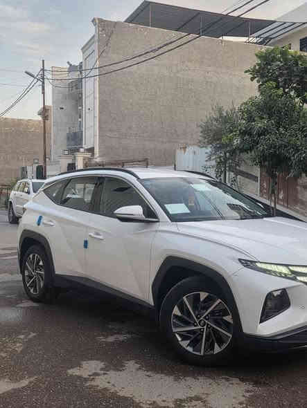 سلام عليكم توسان 2023  خليجي 
رقم بغداد مكفول عام بارد صبغ تبديل 
محرك كير مكفوله ماشيه 41 الف
مواصفات فول عده البانوراما 
بصمه 
لدات امامي 
شاشه 
كامره خلفيه 
قطعتين تبريد 
كشنات كهرباء 
سايد بريك بصمه 
ترحيب 
مري شفط 
تحكمات مقود 
حساسات امامي خلفي 

سياره جديده جداً 
مكان بغداد 
سعر 215 بيها مجال 
*********** بغداد
