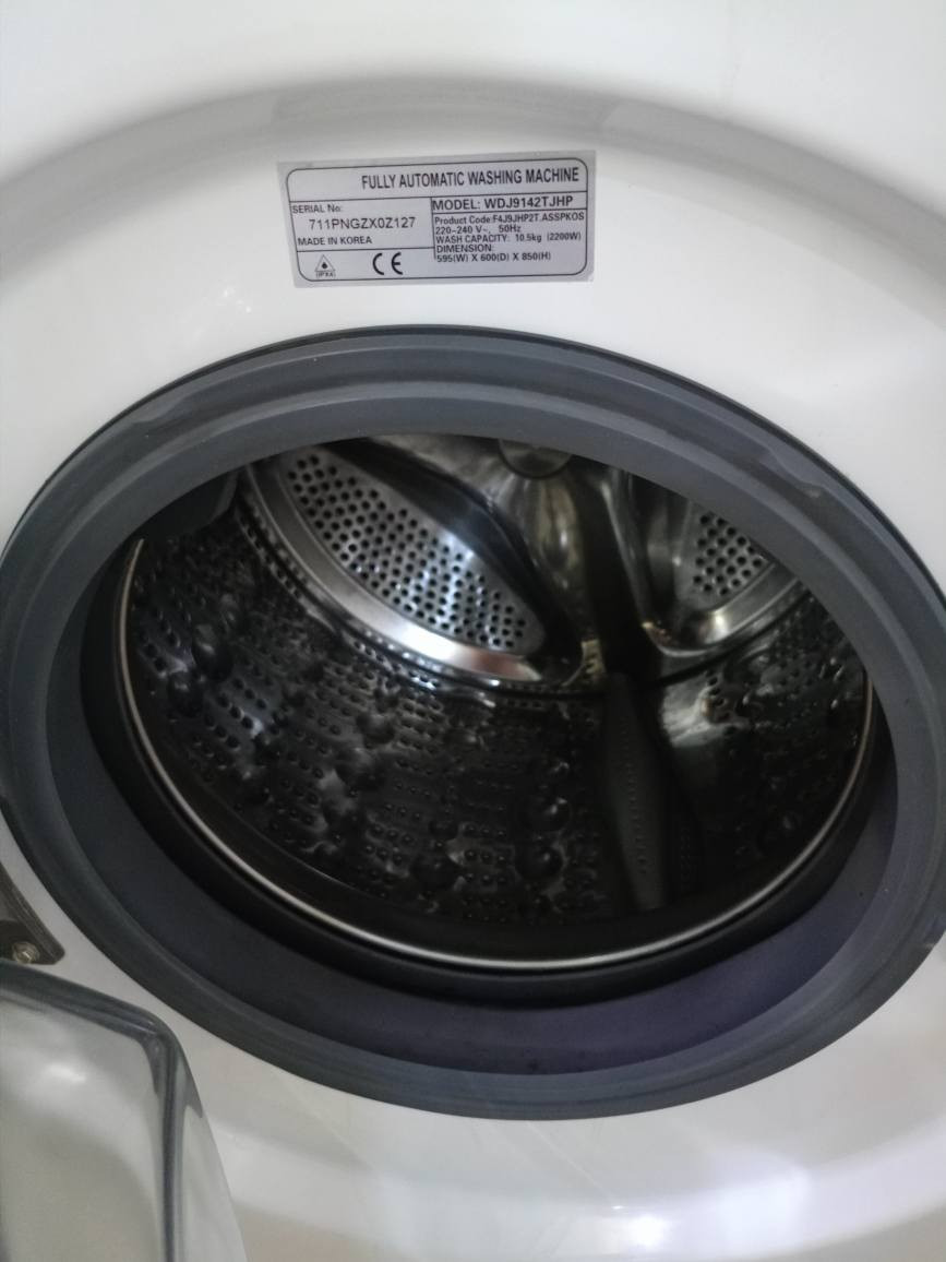 للبيع غسالة الجي 10 كيلو و نص فول مواصفات شاشه لمس كلش جديدة و حلوة شرط الشغل والنظافة 
عنوانه قادسية ثانية مقابل مثلجات سارا كركوك, العراق


**إذا كنت صاحب هذا الإعلان وتريد حذفه لأي سبب، رجاءا أرسل رسالة إلى الدعم الفني**