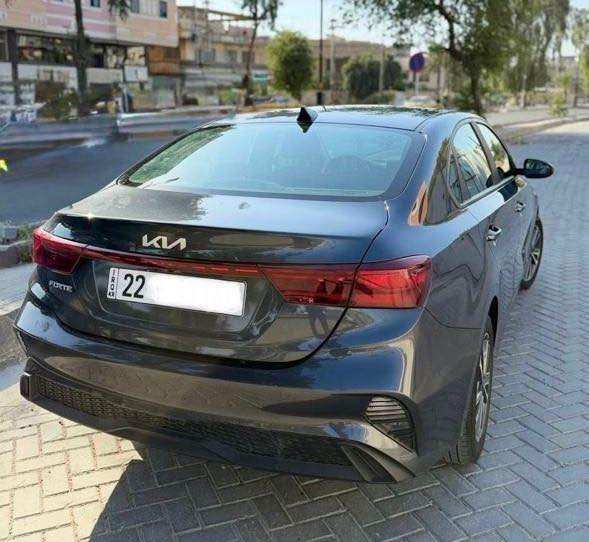 السلام عليكم للبيع فقط بدون مراوس
كيا فورتي  موديل 💯2024💯
ماشيه (30) الاف بوضع الزيرو

دخول جديد وترقيم اربيل جديد وهزه جديده تحويل لو وكاله مضمون

• المحرك: 2000 دوش

 • شاشه تدعم الكاربلي + كاميرا خلفية

 • رادار أمامي

 • 3 أنظمة قيادة

 • تحكمات ستيرن+ نظام تحديد المسار

 • السيارة نظيفة جداً وجديدة بمعنى الكلمة بدون اي نقص

حادث جاملغ فقط ونص بنيد صبغ ايرباك ستيرن وبرده وراجعات سستم سستم شواصي مكفوله حته راديتر وبدنه بلاديات وبدون اي نقص 

العنوان / بغداد العطيفية

السعر 155وبيهة مجال بسيط

للأستفسار 📞  ***********
